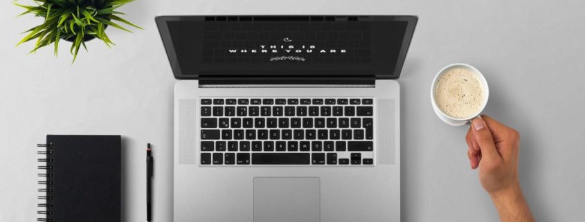 laptop_coffee_arm_man_plant_desktop_note_pad_pen-653052
